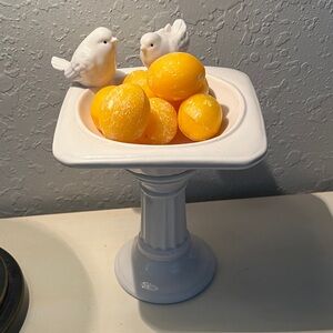 White Ceramic Powder Room Pedestal Bowl Soap Dish With Bird Accents NWOT
